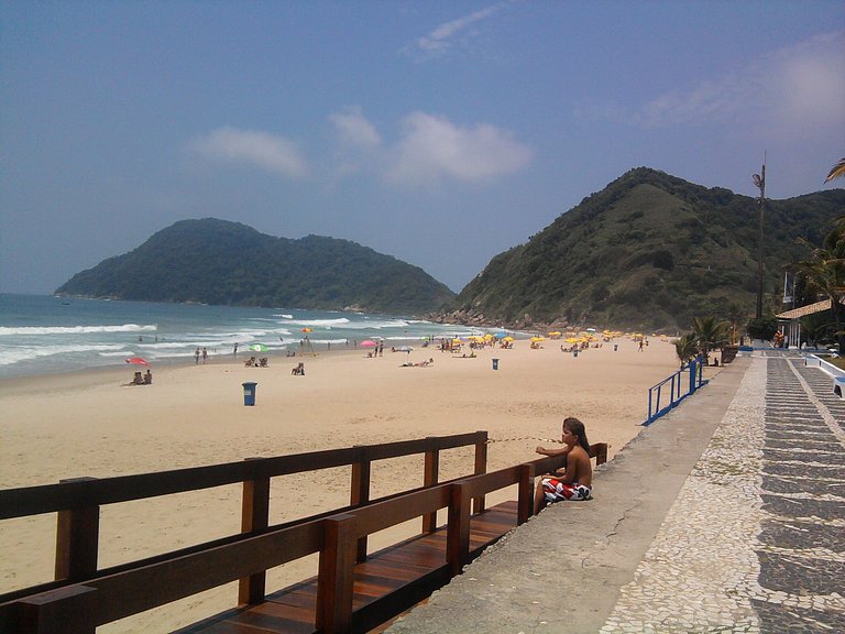 Aconchegante Studio Frente ao Mar – Praia do Tombo, Guarujá