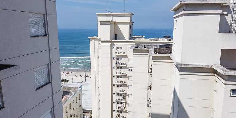 Apartamento com piscina e serviço de praia - Pitangueiras