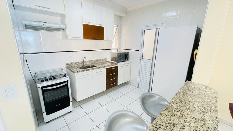 Apartamento à Beira-Mar em Pitangueiras – Edifício Maranello
