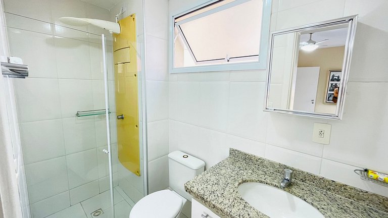 Apartamento à Beira-Mar em Pitangueiras – Edifício Maranello
