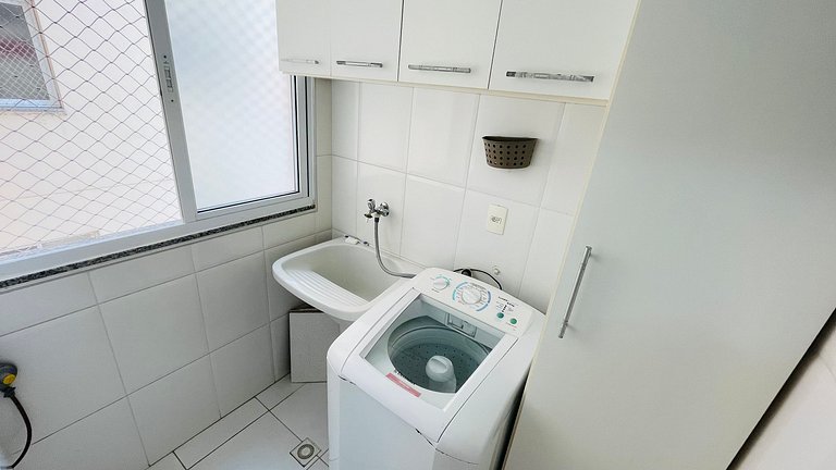 Apartamento à Beira-Mar em Pitangueiras – Edifício Maranello