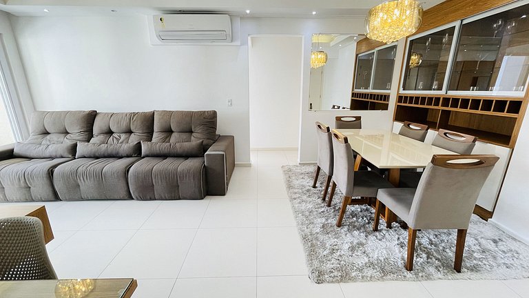 Apartamento com piscina e serviço de praia - Pitangueiras