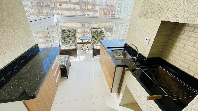 Apartamento com piscina e serviço de praia - Pitangueiras