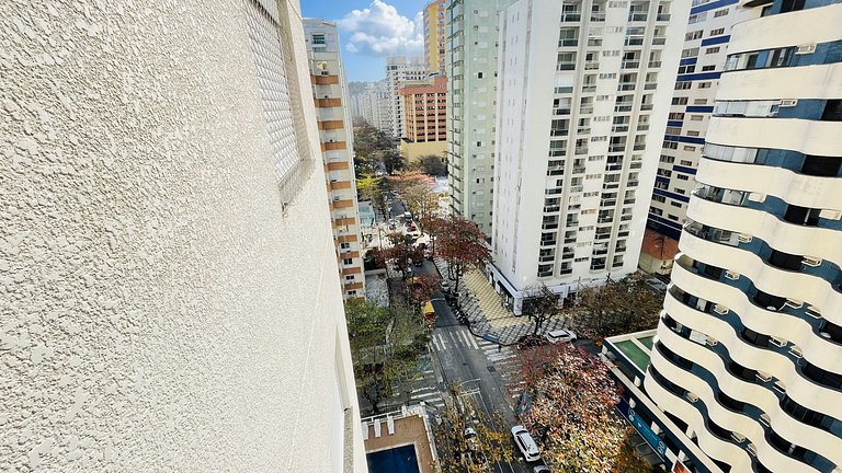 Apartamento com piscina e serviço de praia - Pitangueiras