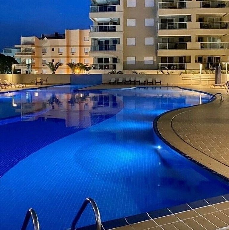 Apartamento com Vista Incrível – Praia da Enseada, Guarujá